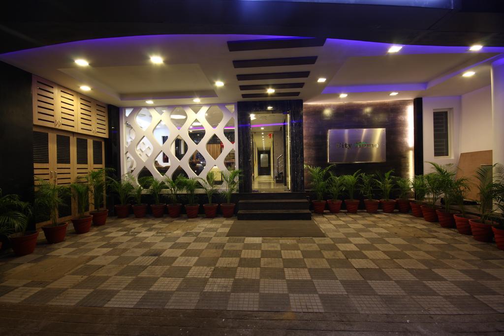City Home Chennai Extérieur photo